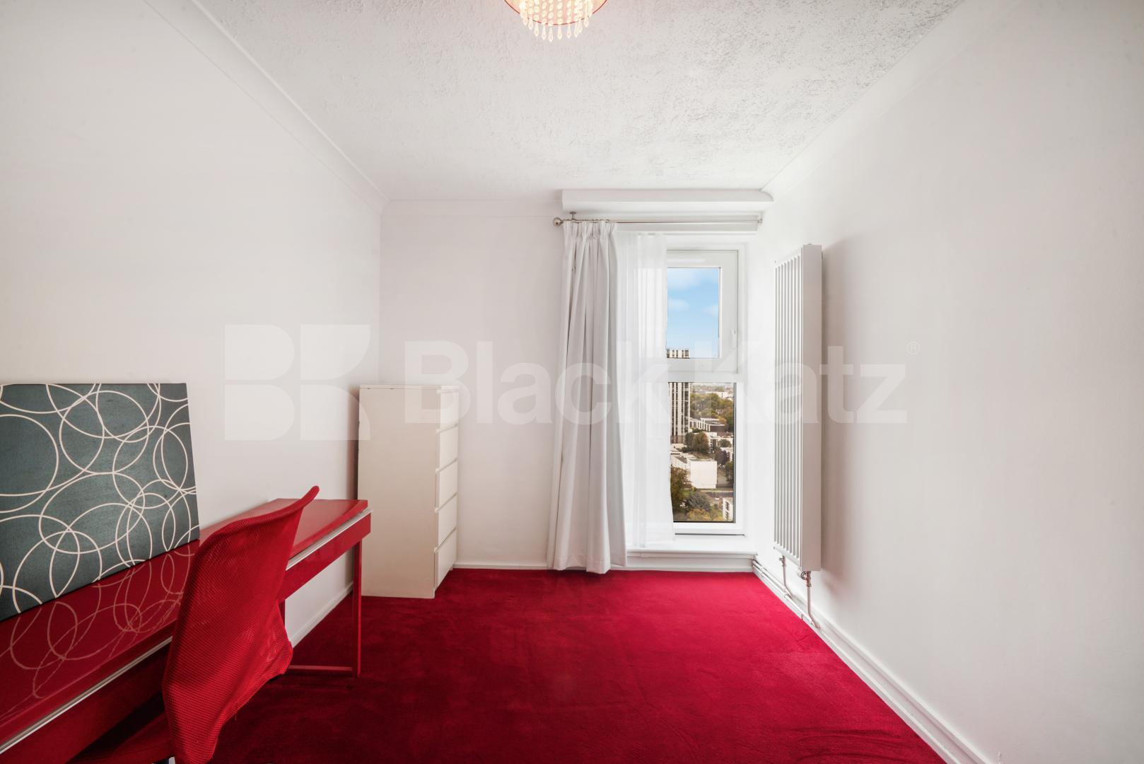 Bright, Refurbished 2 Bed Flat Steps from Primrose Hill Park Adelaide Road, Primrose Hill / Chalk Farm